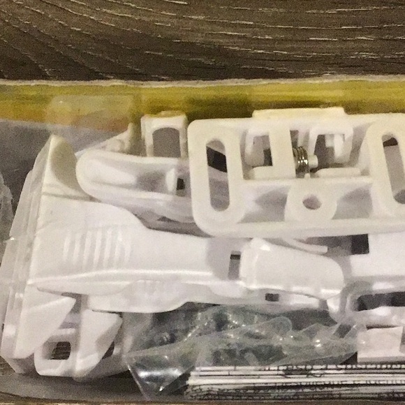 10 Latches Spring loaded CABINET & DRAWER LATCHES NEW - Picture 6 of 6